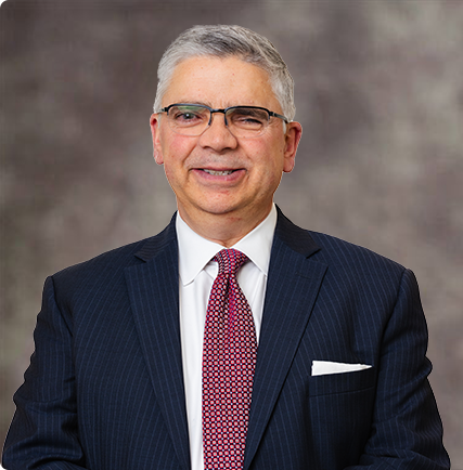 Portrait of attorney Arlindo Araujo, licensed in NJ, NY, PA, and Federal Courts.