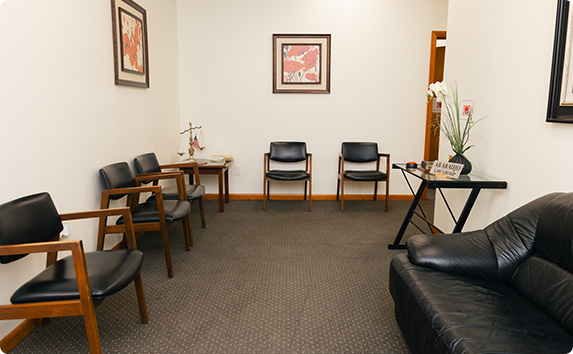 AB Araujo Law Office: Waiting area and consultation room for AB Araujo Law Group LLC legal services.